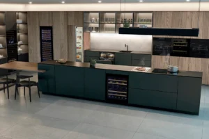 Hochschrank Weinkühler (101 Flaschen)